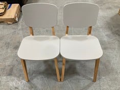 MOVIAN SET OF 2 DINING CHAIR IN SOLID OAK / GREY - RRP £170 (ZONE 3)