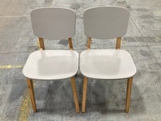 MOVIAN SET OF 2 DINING CHAIR IN SOLID OAK / GREY - RRP £170 (ZONE 3)