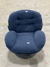 SOL PLUSH SWIVEL LEISURE CHAIR IN NAVY FABRIC - RRP £230 (ZONE 1)