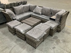 5 SEATER RATTAN GARDEN SOFA TO INCLUDE COFFEE TABLE TO INCLUDE 5 X STOOLS IN MIXED GREY (ZONE 1)