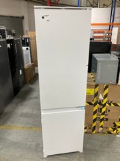 COOKOLOGY FREESTANDING 70/30 INTEGRATED FRIDGE FREEZER - MODEL NO. CBIST70302 - RRP £330 (ZONE 6)