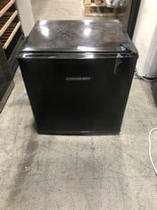 COOKOLOGY TABLE TOP FRIDGE IN BLACK - MODEL NO. MFR45BK (ZONE 7)