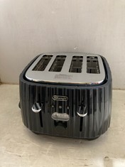 DELONGHI BALLERINA FOUR SLICE TOASTER IN BLACK - MODEL NO. T9AKJ