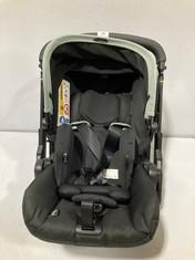 DOONA X ISOFIX BASE INFANT CAR SEAT AND STROLLER IN BLACK - RRP £549