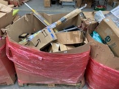 PALLET OF ASSORTED ITEMS TO INCLUDE VOLCANIA UP PLANT POT IN GREY (KERBSIDE PALLET DELIVERY)