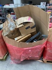 PALLET OF ASSORTED ITEMS TO INCLUDE METAL SIDE TABLE, 7 TIER SHOE RACK (KERBSIDE PALLET DELIVERY)