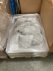 PALLET OF 15KG BROWN ROCK SALT BAGS (KERBSIDE PALLET DELIVERY)