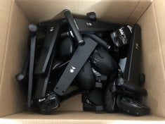 ROCCAT BOX OF ASSORTED ITEMS TO INCLUDE LEADR GAMING ACCESSORY IN BLACK. (UNIT ONLY) [JPTC71679]