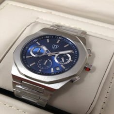 MNS MIYOTA MOVMENT DESCHAMPS & CO - CHRONOGRAPH DIAL - STAINLESS STRAP - WOODEN GIFT BOX: LOCATION - A