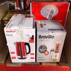 QUANTITY OF KITCHEN & APPLIANCES ITEMS TO INCLUDE BREVILLE BLEND ACTIVE PERSONAL BLENDER & SMOOTHIE MAKER | 350W | 2 PORTABLE BLEND ACTIVE BOTTLES (600ML) | LEAK PROOF LIDS | WHITE & GREEN [VBL246]: