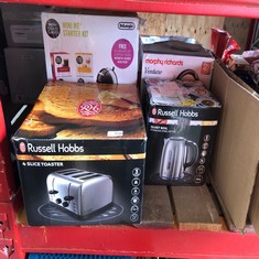 QUANTITY OF KITCHEN & APPLIANCES ITEMS TO INCLUDE RUSSELL HOBBS 4 SLICE TOASTER (HIGH LIFT FEATURE, 7 BROWNING LEVELS, FROZEN/CANCEL/REHEAT FUNCTION, RED INDICATOR LIGHTS, REMOVABLE CRUMB TRAY, 850W,