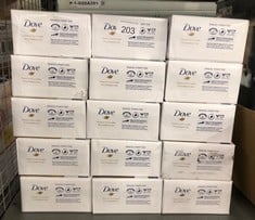 30 X DOVE ORIGINAL BEAUTY BAR WITH ¼ MOISTURISING CREAM SOAP FOR SOFTER, SMOOTHER, HEALTHIER-LOOKING SKIN 4X 90 G.: LOCATION - A RACK