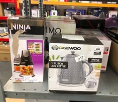 QUANTITY OF KITCHEN & APPLIANCES ITEMS TO INCLUDE TASSIMO BY BOSCH SUNY 'SPECIAL EDITION' TAS3102GB COFFEE MACHINE,1300 WATT, 0.8 LITRE - BLACK:: LOCATION - C RACK