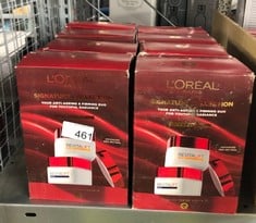 8 X L'ORÉAL PARIS SIGNATURE COLLECTION GIFT SET - REVITALIFT DAY AND NIGHT CREAMS WITH ADVANCED PRO-RETINOL AND FIBRELASTYL.: LOCATION - D RACK