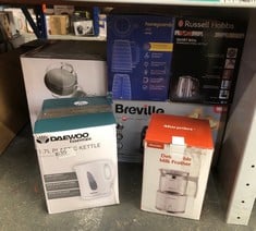 QUANTITY OF KITCHEN & APPLIANCES ITEMS TO INCLUDE DAEWOO ESSENTIALS, PLASTIC KETTLE, WHITE, 1.7 LITRE CAPACITY, FILL 7 CUPS, FAMILY SIZE, VISIBLE WATER WINDOW FOR EASY MONITORING, LED LIGHT INDICATOR