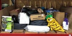 QUANTITY OF ASSORTED GARDEN ITEMS TO INCLUDE BRUSHLESS LEAF BLOWER: LOCATION - LEFT RACK(COLLECTION OR OPTIONAL DELIVERY AVAILABLE)