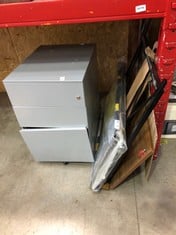 QUANTITY OF ASSORTED HOME ITEMS TO INCLUDE 3 TIER METAL FILING CABINET IN GREY: LOCATION - LEFT RACK(COLLECTION OR OPTIONAL DELIVERY AVAILABLE)