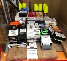 QUANTITY OF ASSORTED VAPE ACCESSORIES TO INCLUDE SMOK MINI V2 S1 RRP  £120 ID MAY BE REQUIRED - COLLECTION ONLY - LOCATION RIGHT RACK