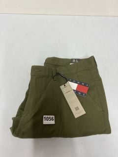 TOMMY JEANS GREEN JEANS - SIZE 34X32