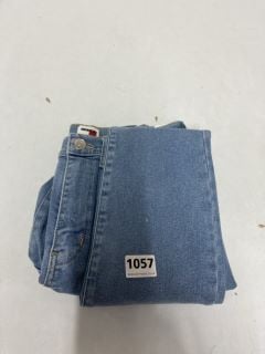 TOMMY JEANS DENIM JEANS - SIZE 26X32