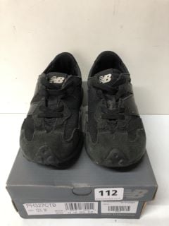 NEW BALANCE 327 CHILDREN'S TRAINERS - BLACK - SIZE: 12