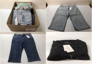 BOX OF DESIGNER WOMENS CLOTHING VARIOUS SIZES