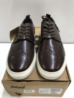 POD DARK BROWN FOLEY SHOES - SIZE 7