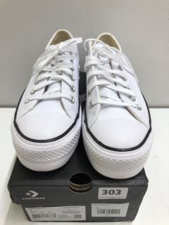 CONVERSE CTAS LIFT WHITE WOMANS SHOE - SIZE 5