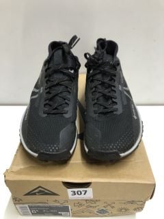 NIKE TRIAL REACT PEGASUS TRAIL 4 GTX SHOE - SIZE 4