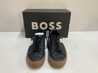 HUGO BOSS AIDEN TENN FLRB SHOES - SIZE 8