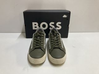 HUGO BOSS RHYS TENN PUSDTH DARK GREEN SHOES - SIZE 9