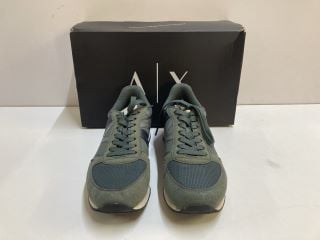 ARMANI EXCHANGE GREEN SHOES - SIZE 7