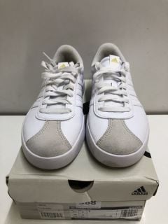 ADIDAS SKATEBOARD SHOES - SIZE 5