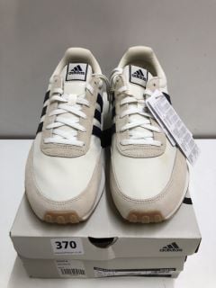 ADIDAS COURSE A PIED WHITE SHOES - SIZE 7