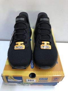 SKECHERS HANDS FREE SLIP ONS BLACK SHOES - SIZE 5