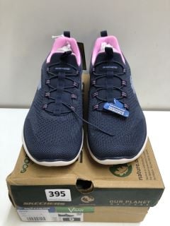 SKECHERS NAVY WOMENS SHOES - SIZE 6