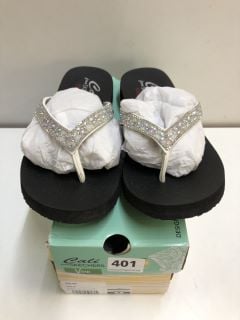 CALI SKECHERS WHITE SANDALS - SIZE 6