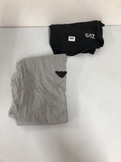 2 X DESIGNER CLOTHING TO INC EA7 EMPORIO ARMANI SHORTS - SIZE XL