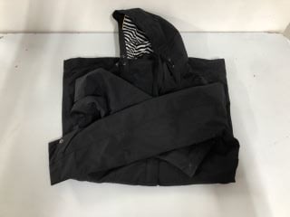 TRESPASS TECHNICAL PERFORMANCE BLACK COAT - SIZE XS