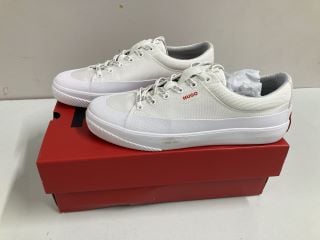 HUGO SQUARE LOGO TRAINERS - WHITE - SIZE: 9 - RRP.£117