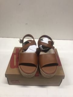 FITFLOP ELOISE ESPADRILLE LEATHER BACK-STRAP WEDGE SANDALS UK SIZE: 7