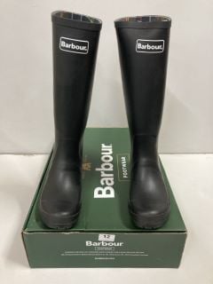 BARBOUR LONG WELLINGTON BOOTS SIZE: UK 7