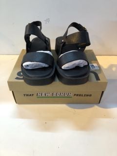 SCHUH TAYLA CHUNKY SANDAL UK SIZE: 5