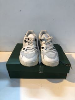 LACOSTE UK SIZE: 9