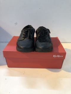 KICKERS KELLAND LACE SHOE LTHR UK SIZE: 5 OLDER