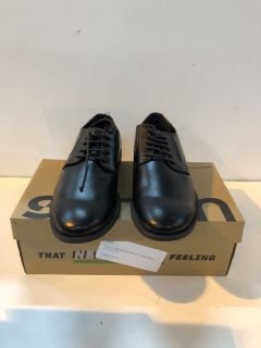 SCHUH MALCOLM LACE UP SHOE UK SIZE: 10