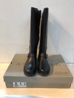 CLARKS ORINOCO2 TALL UK SIZE: 6