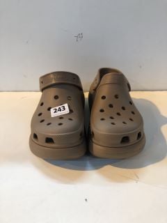 CROCS ICONIC COMFORT  8