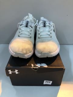 UNDER ARMOUR CHARGED SURGE 4 UK SIZE: 10