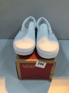 VANS CLASSIC SLIP-O UK SIZE: 6.5